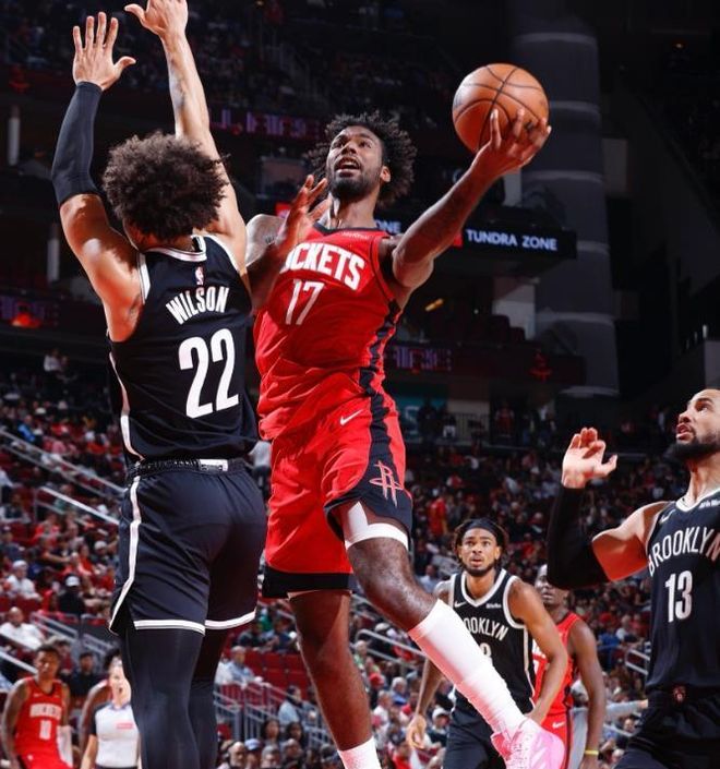 关键时刻休斯敦火箭内部沟通：欧联节点到来，赛场秩序良好，年轻球员得到机会的简单介绍-AYX爱游戏中国